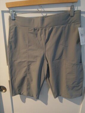 Sofiebella womens gray shorts M